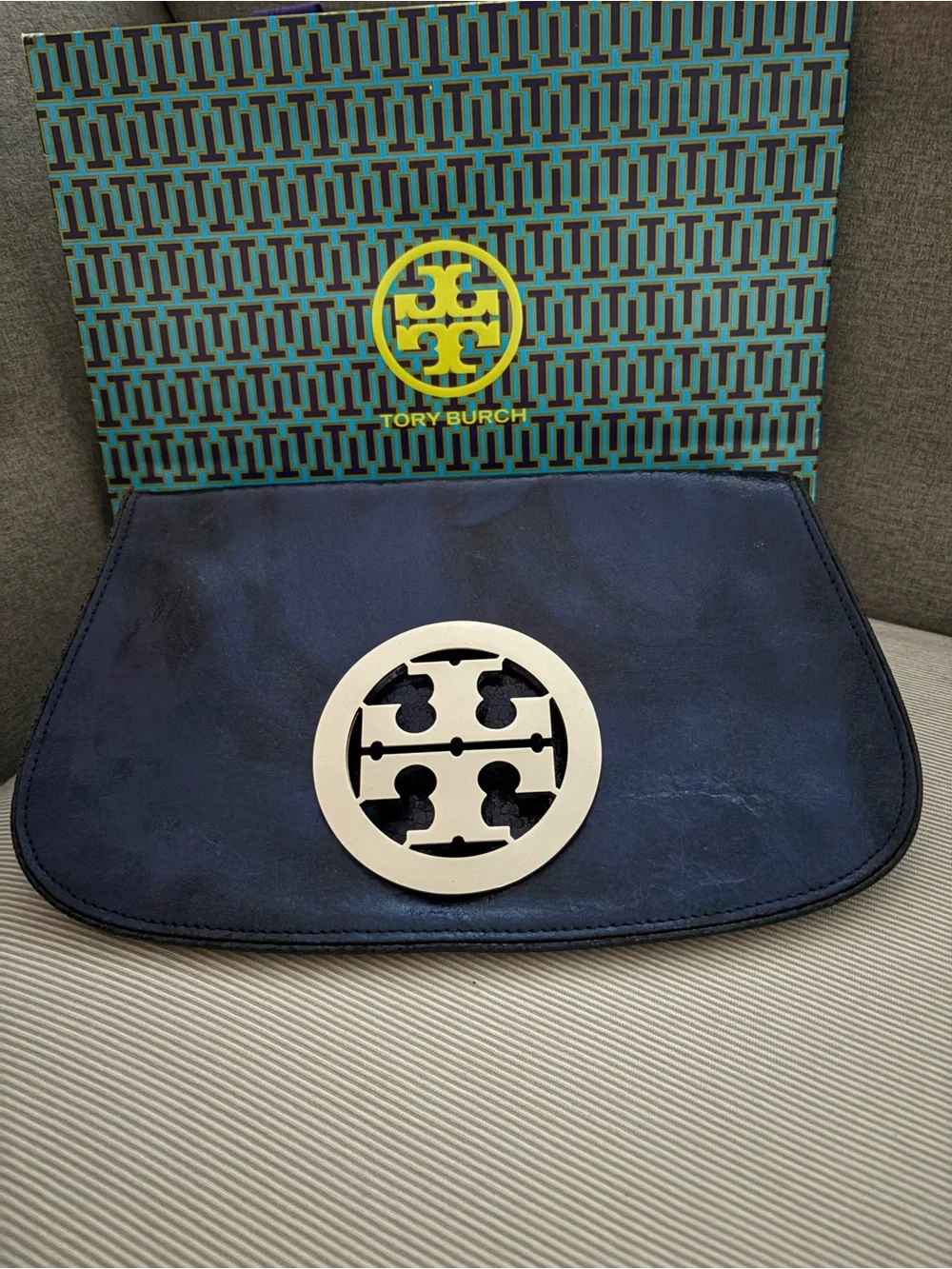 Tory Burch Reva Leather Clutch with TB Logo Medallion - Picture 7 of 7